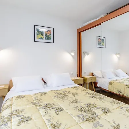 Walk St - Comfort One Bedroom With Balcony And View A2 Apartmán *